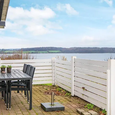 Panoramic Seaside Escape - By Traum أبينرا